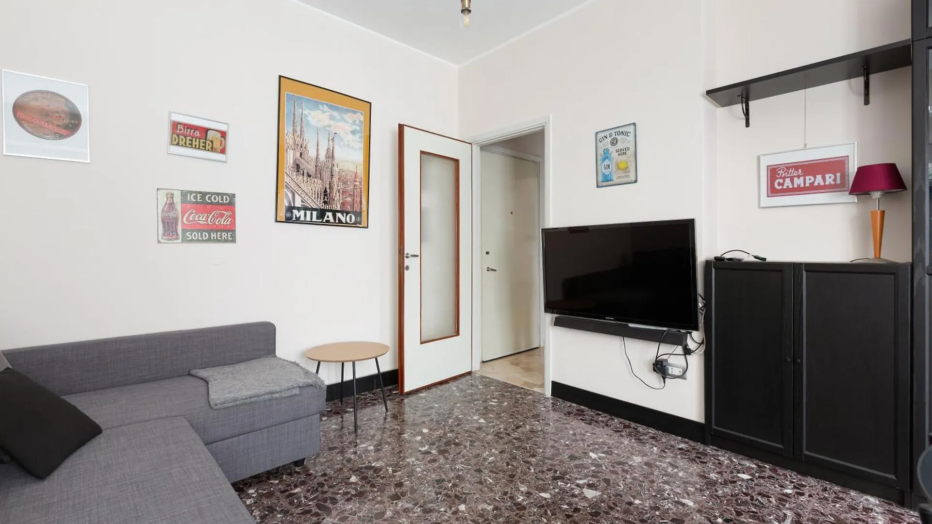 Cosy Apt Mudec -Via Tortona District Milaan 0*,  Italië